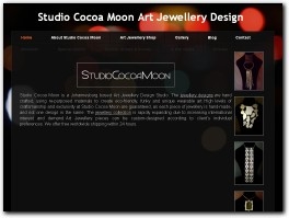 http://www.studiococoamoon.weebly.com/ website