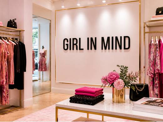 https://girlinmind.com/ website