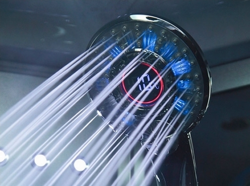 https://www.insigniashowers.com/ website